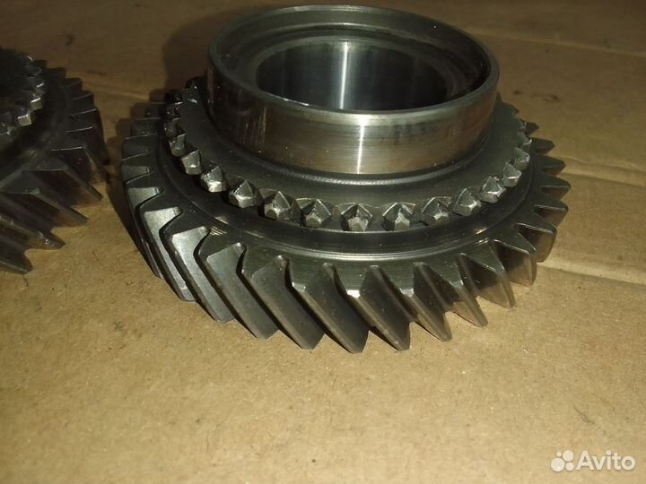 Шестерня 2 передачи 35/33 Volkswagen Golf 3 1.8