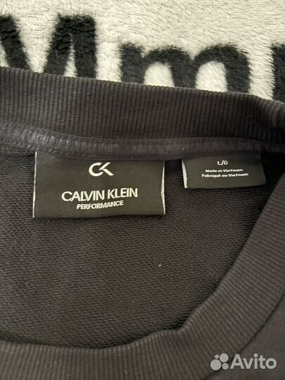 Calvin klein свитшот