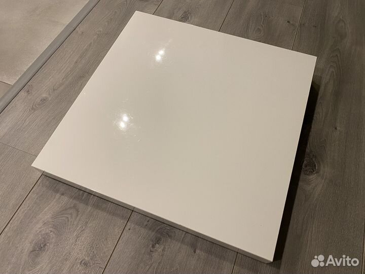 Пластиковая подставка