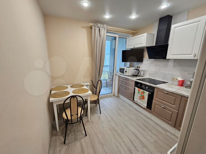 1-к. квартира, 37 м², 14/17 эт.