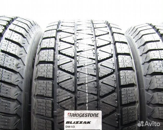Bridgestone Blizzak DM-V3 275/60 R20 115R