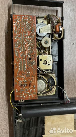 Магнитофон Спутник 404 СССР