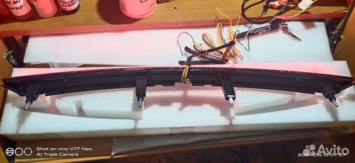 Фонарь задний средний на Киа Серато 4 до 2020г