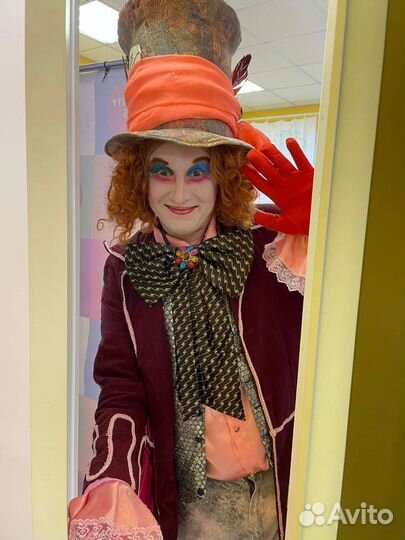 Фокусник на праздник, Шоу Шляпника