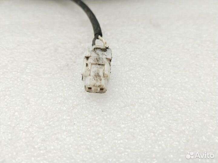 Кулак поворотный передний правый Toyota Camry XV30