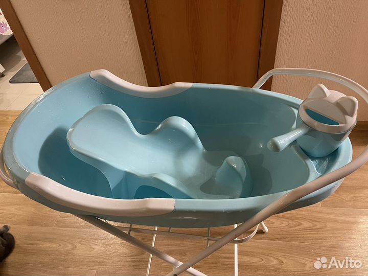 Подставка под ванну и ванночка