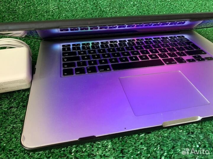 Macbook pro 15 2015 i7/16gb/500gb/290циклов