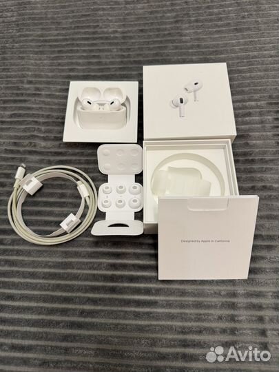 Apple airpods pro 2 lightning