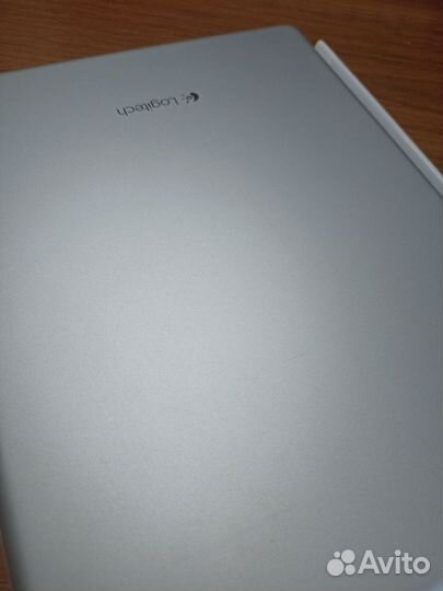 Клавиатура Logitech Ultrathin Keyboard Cover