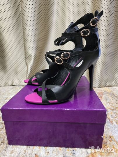 Босоножки женские Sasha Fabiani