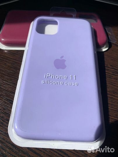 Чехол на iPhone 11