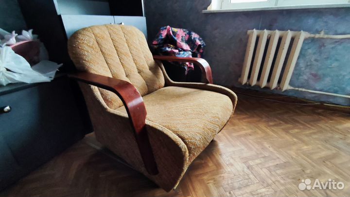 Винтажные кресло и диван - СССР