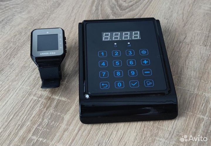 Пульт-кнопка вызова официанта на кухню с часами