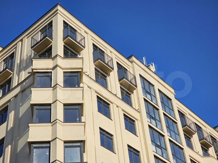 1-к. квартира, 43 м², 1/9 эт.