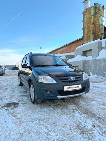 Продажа подержанных ВАЗ (LADA) Largus в городе Екатеринбурге