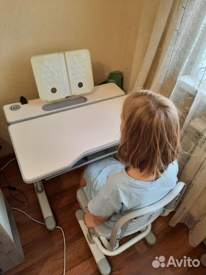Комплект парта и стул