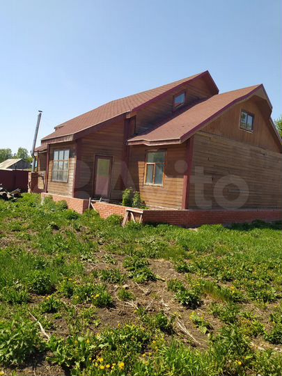 Дом 215 м² на участке 20 сот.