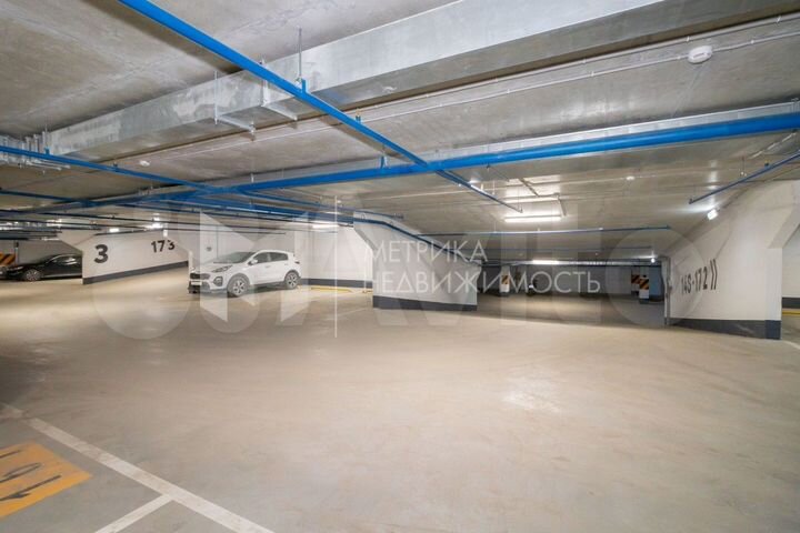 Машиноместо, 14 м²