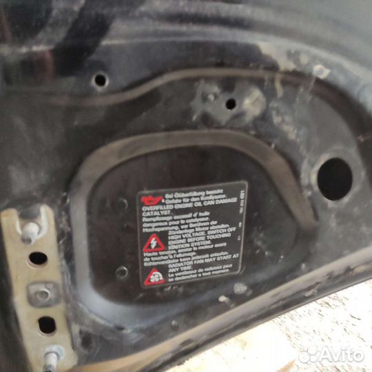 Volkswagen jetta 5 капот