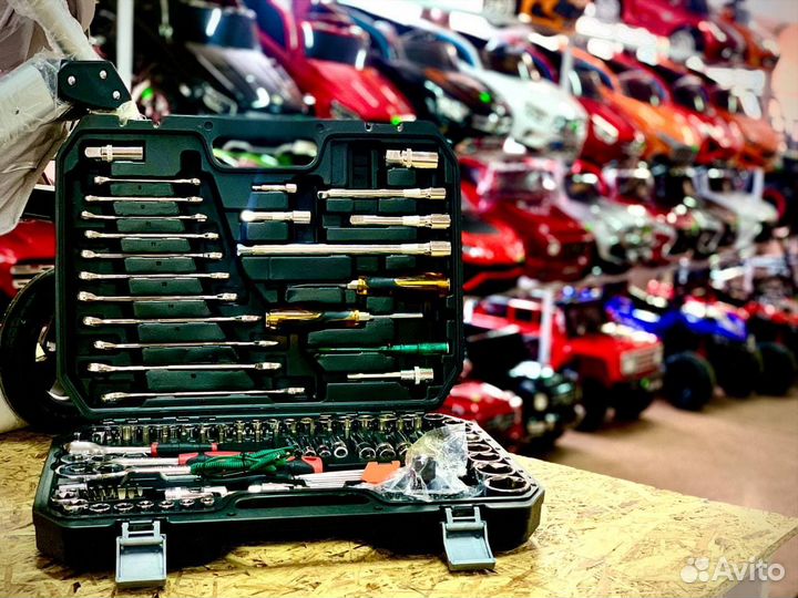 Набор инструментов 121 предметов