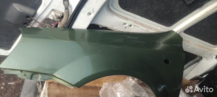 Крыло переднее левое на chevrolet lacetti