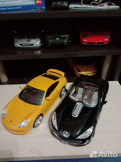 Коллекционные модели масштаб 1 18