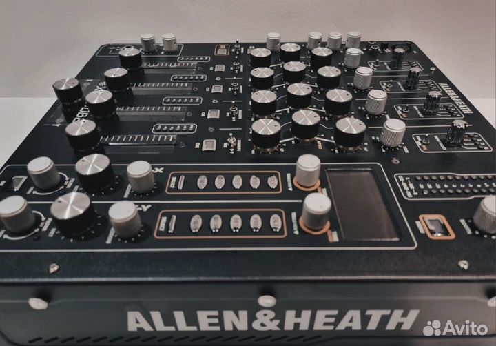 Цифровой микшерный пульт Allen Heath xone DB 2