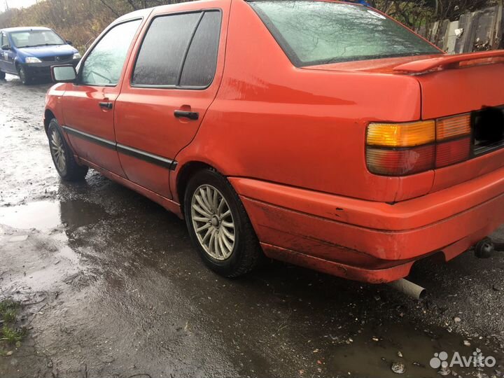 Volkswagen Vento кузов по частям