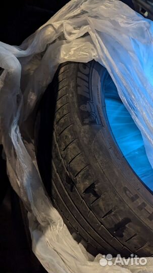 Michelin Primacy HP 215/55 R17 98W