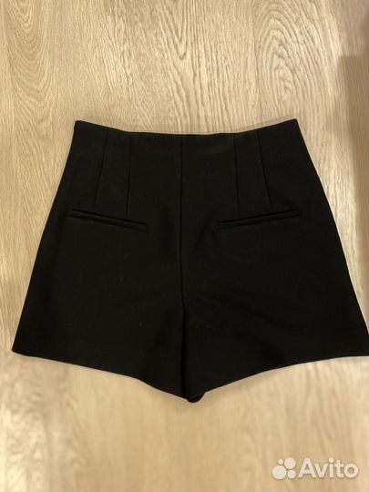 Шорты женские классические