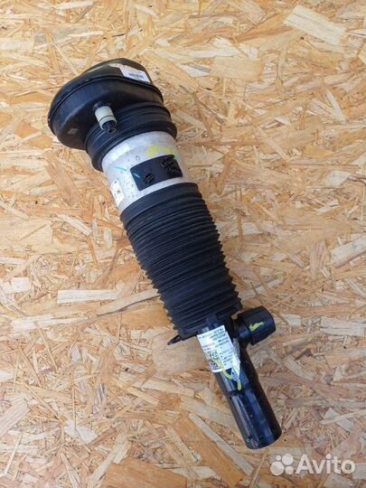 Пневмоамортизатор подвески передний левый Bmw X7
