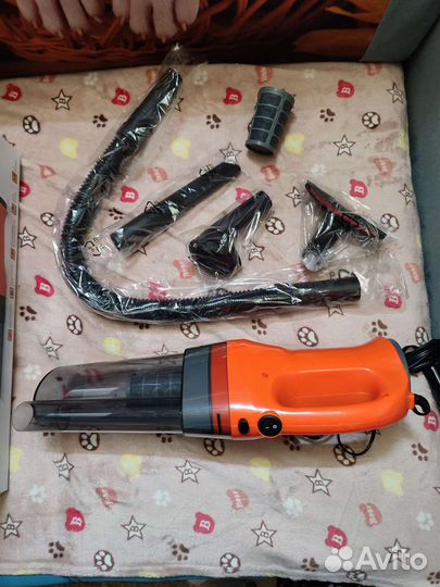 Автомобильный пылесос новый