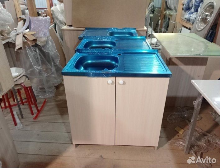 Тумба 0.8 с мойкой новая
