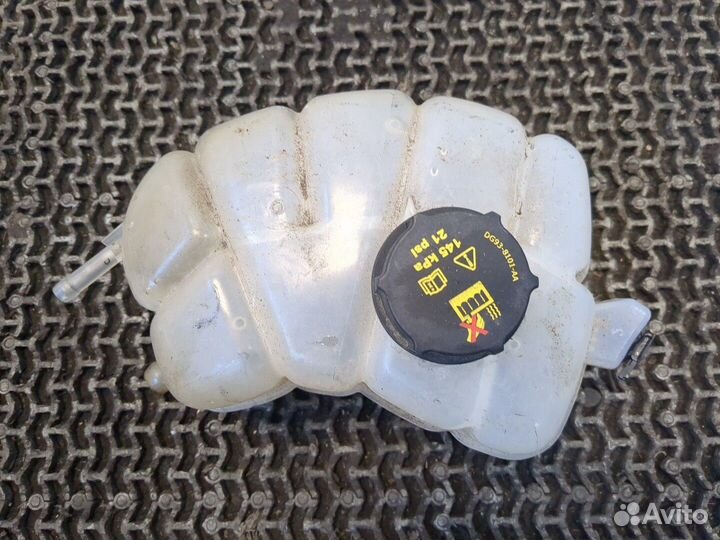 Бачок расширительный Ford Edge, 2019