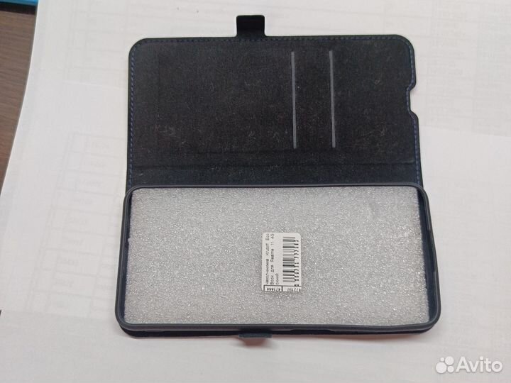 Чехол-книжка Realme 11