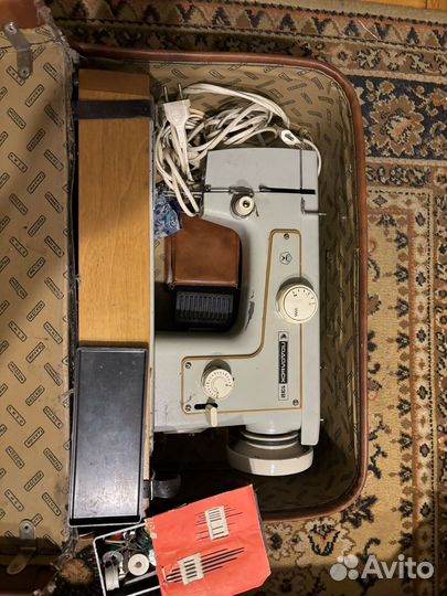 Швейная машинка подольская