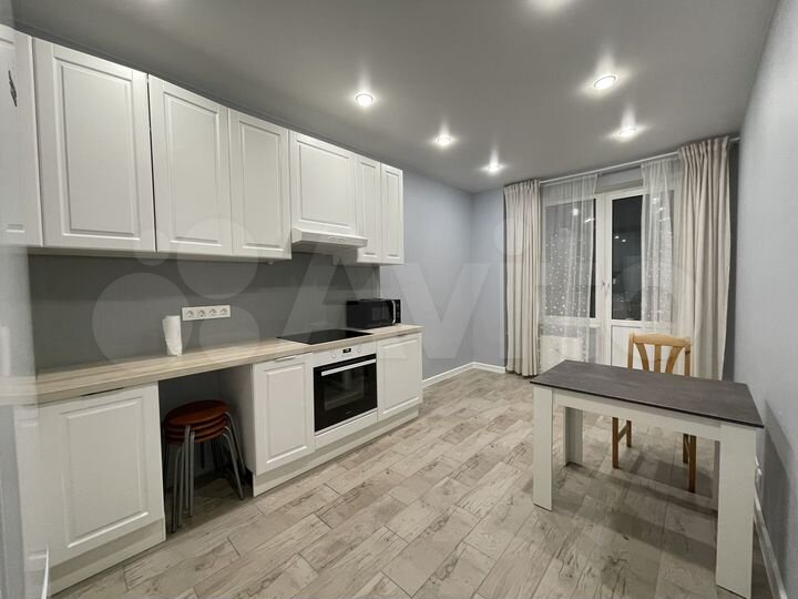 2-к. квартира, 66,8 м², 3/17 эт.