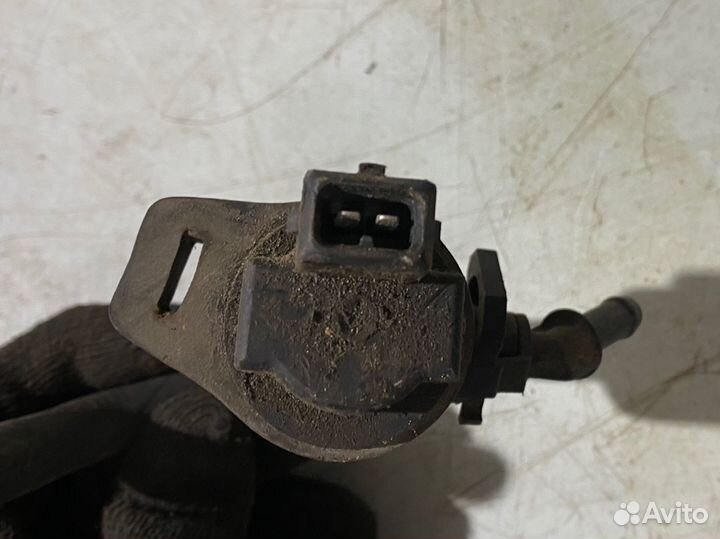 Клапан вентиляции топливного бака BMW 5 E39