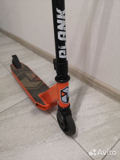 Трюковой самокат