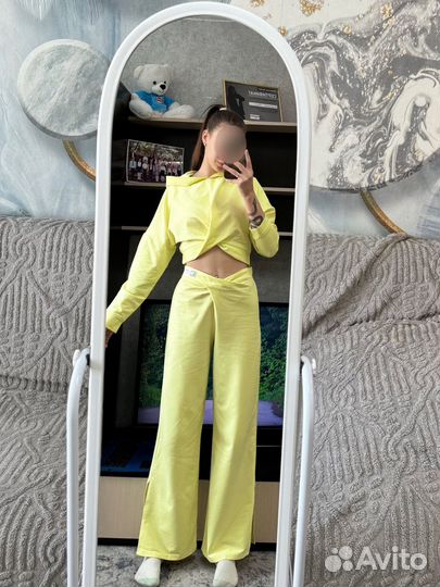 Летний женский костюм