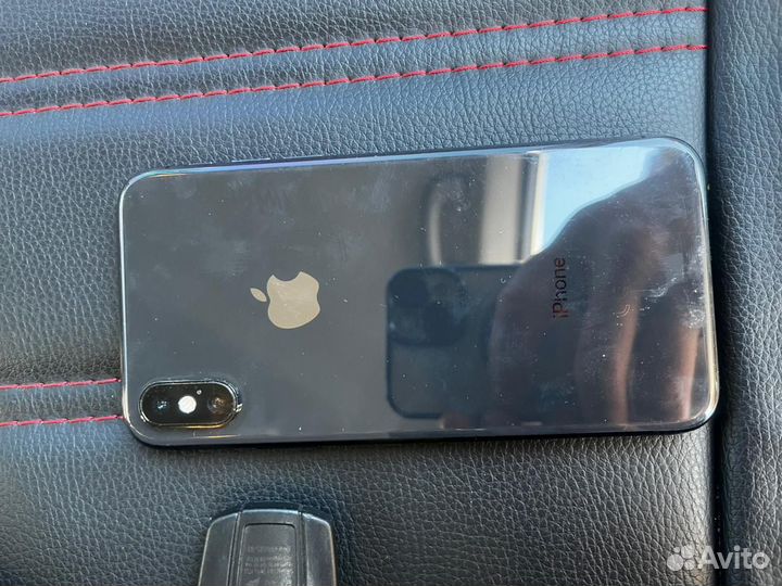 iPhone Xr, 64 ГБ