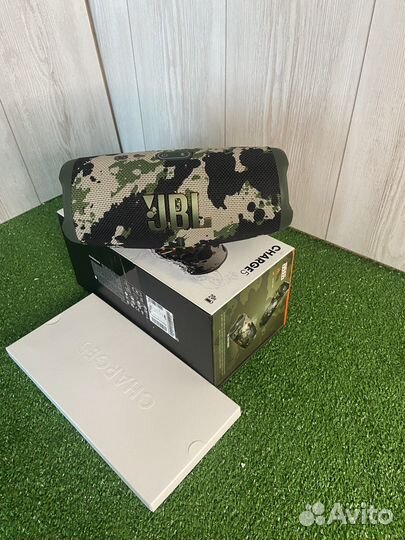 Портативная колонка JBL Charge 5 Squad