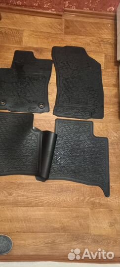 Оригинальные ковры на Tayota Fortuner/Hilux