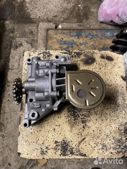 Масляный насос Tu5Jp4