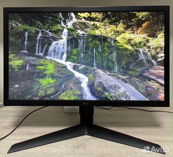 Игровой монитор LG UltraGear; Full HD; 144 Гц; TN