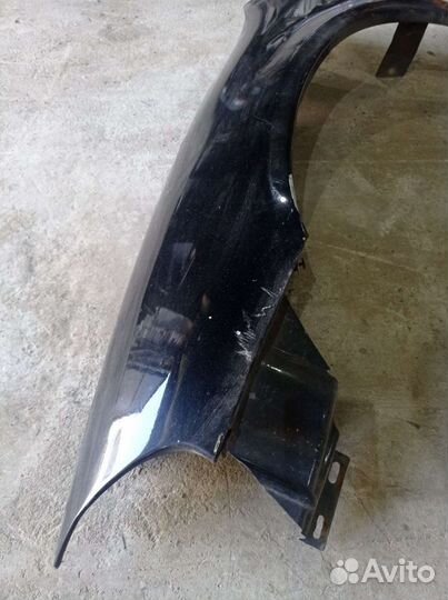 Переднее левое крыло dodge intrepid