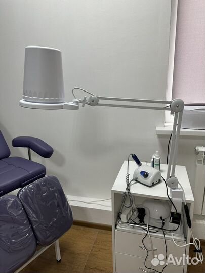 Вытяжка для педикюра 4blank