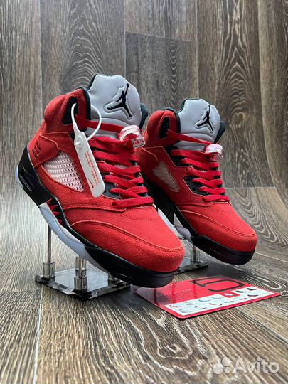 Кроссовки Nike air Jordan