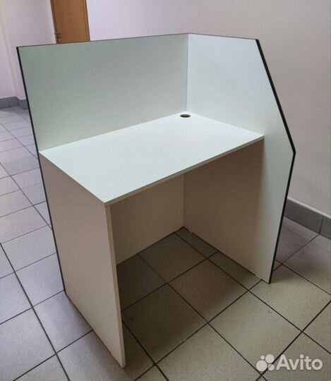 Стол ресепшн, стойка