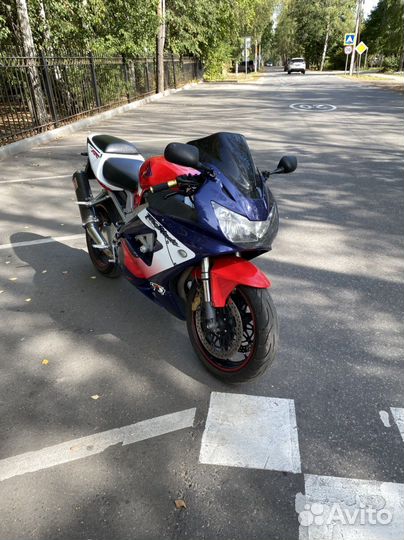 Honda cbr 929 rr